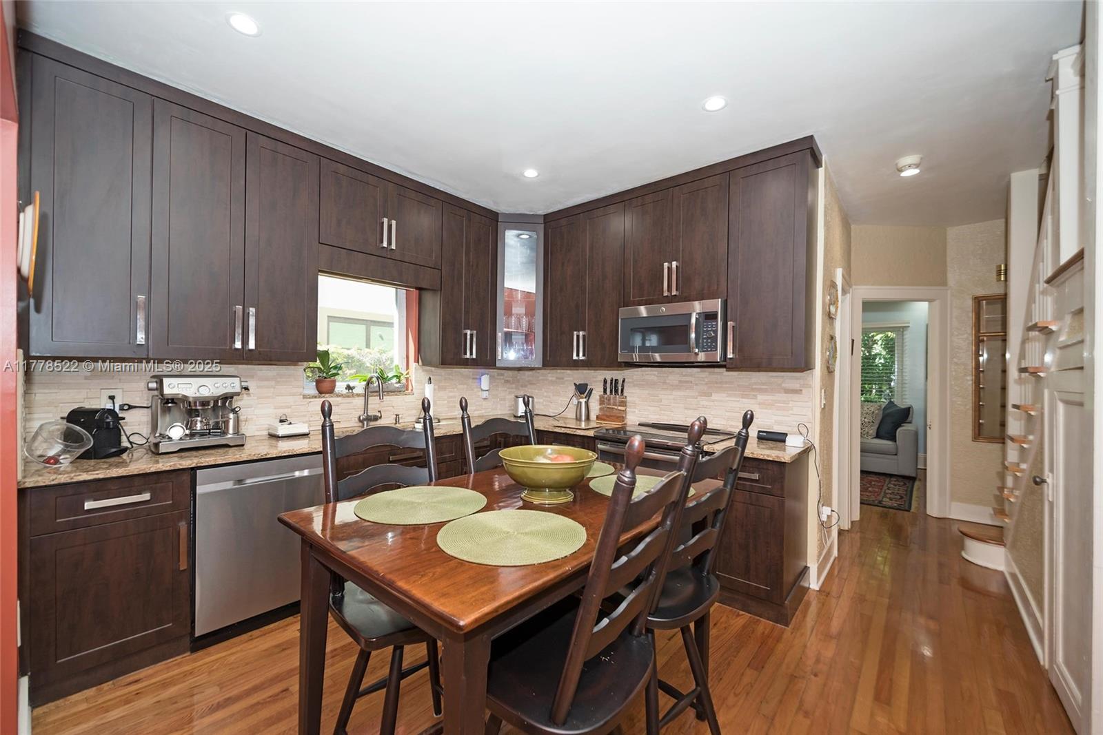 WATERBURY - Residential