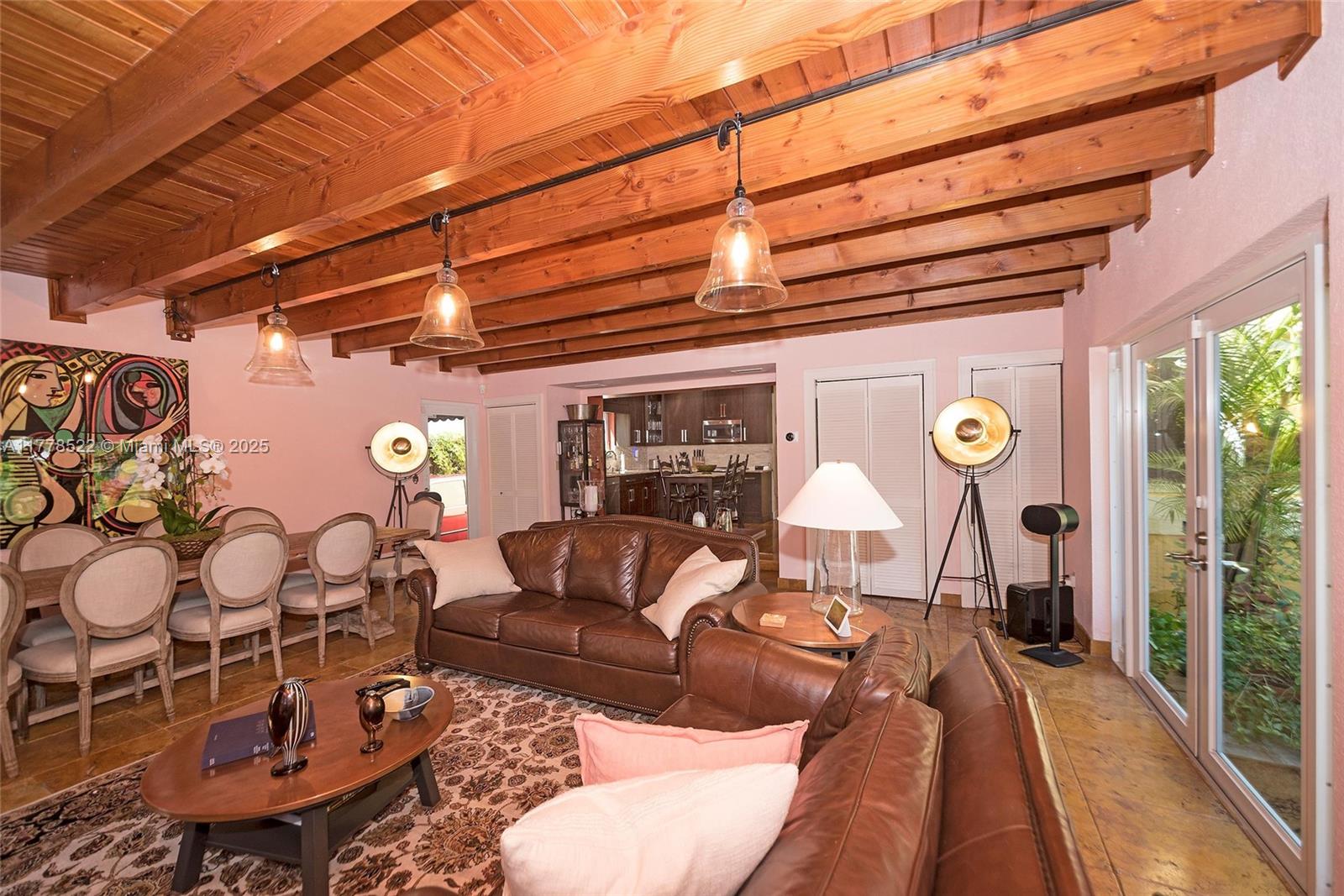 WATERBURY - Residential