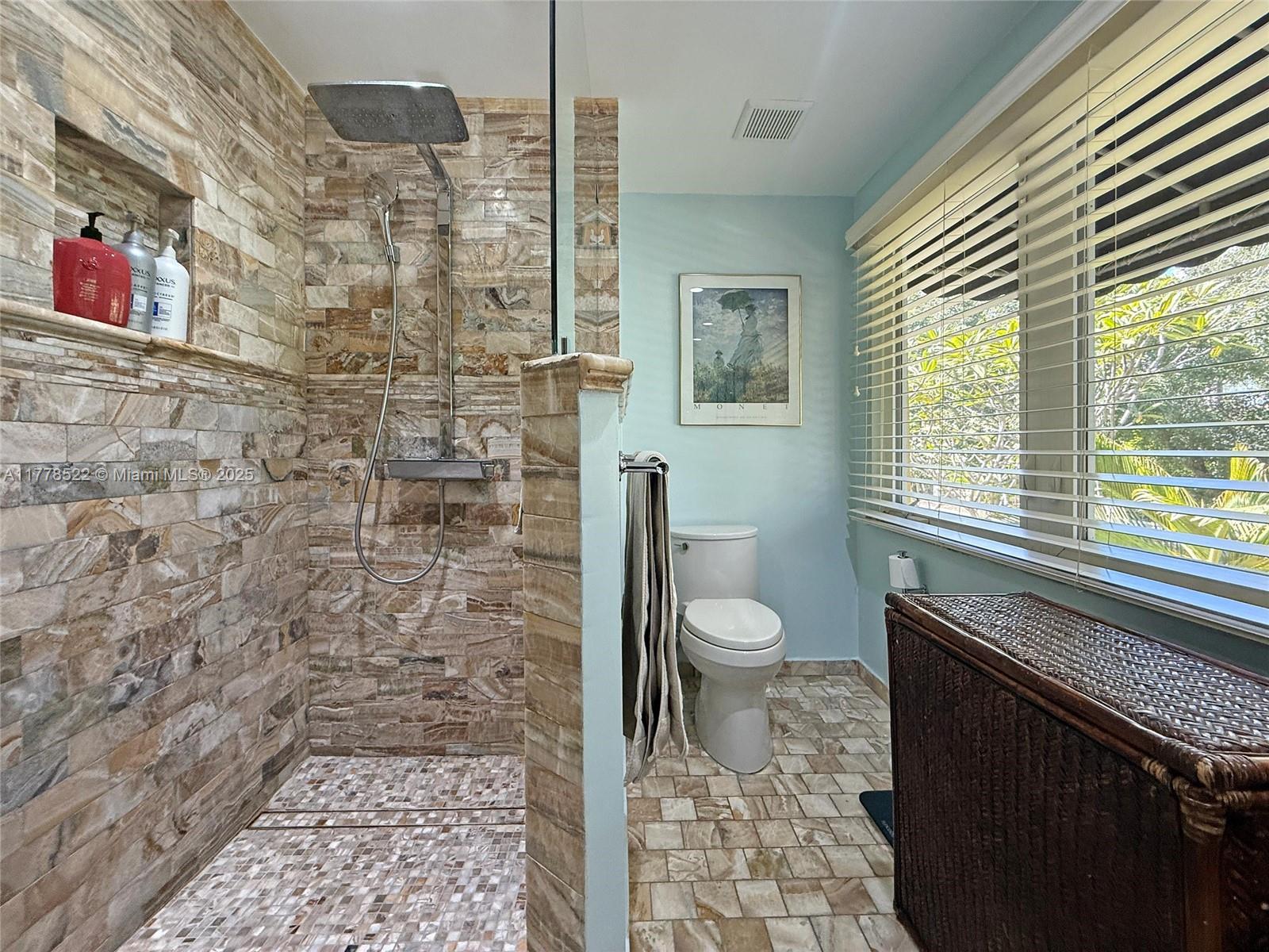 WATERBURY - Residential