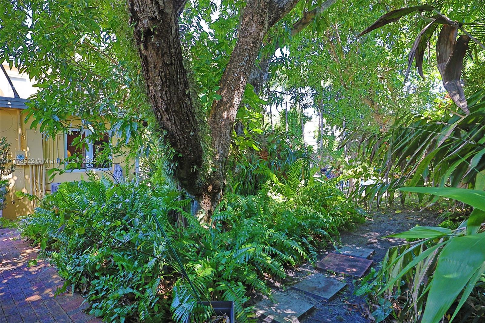 WATERBURY - Residential