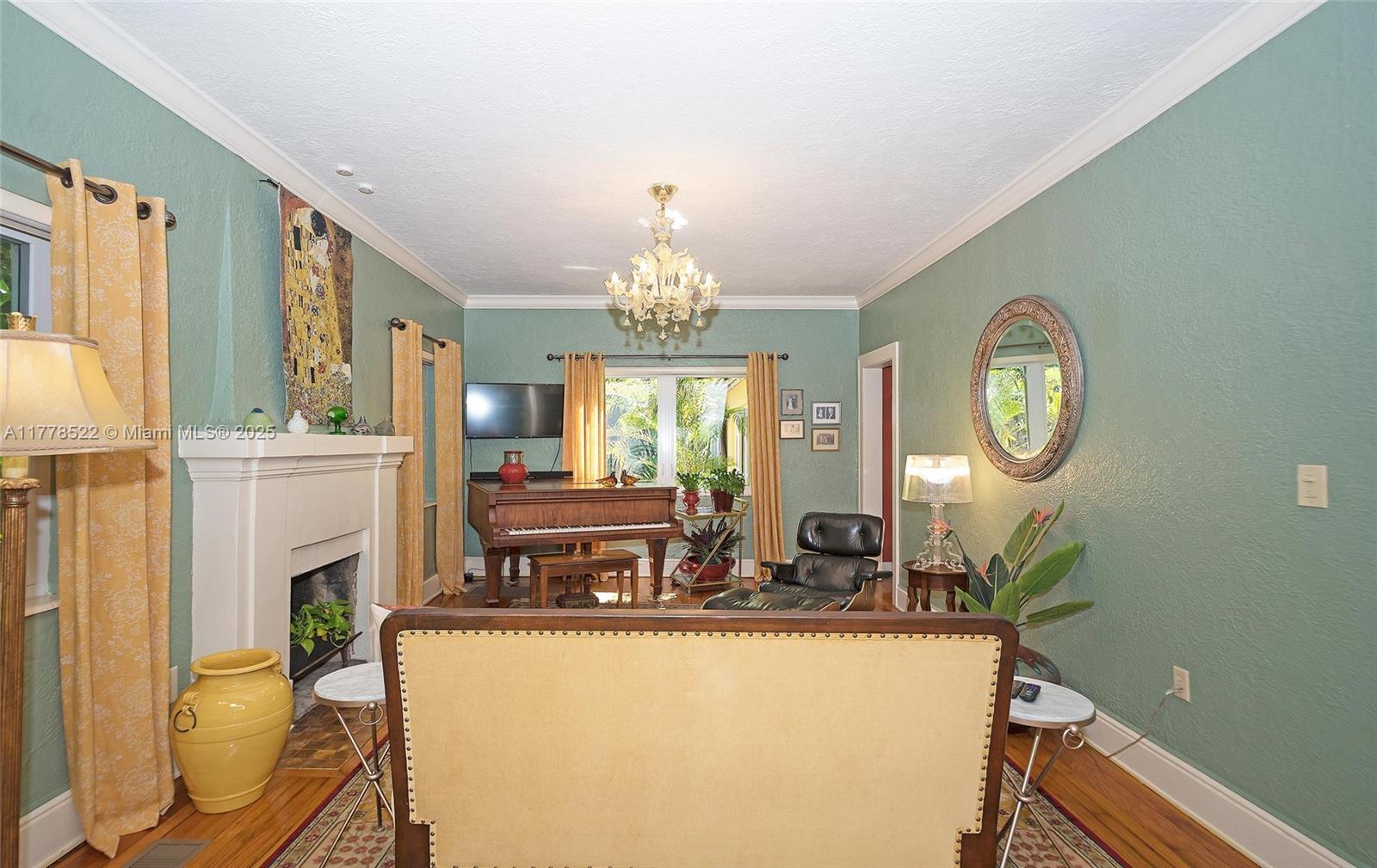 WATERBURY - Residential