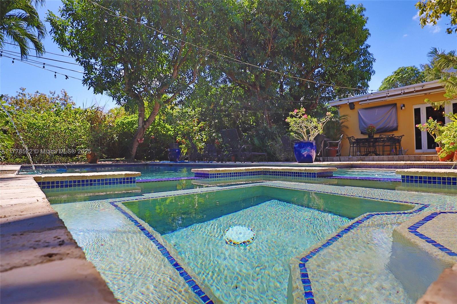 WATERBURY - Residential