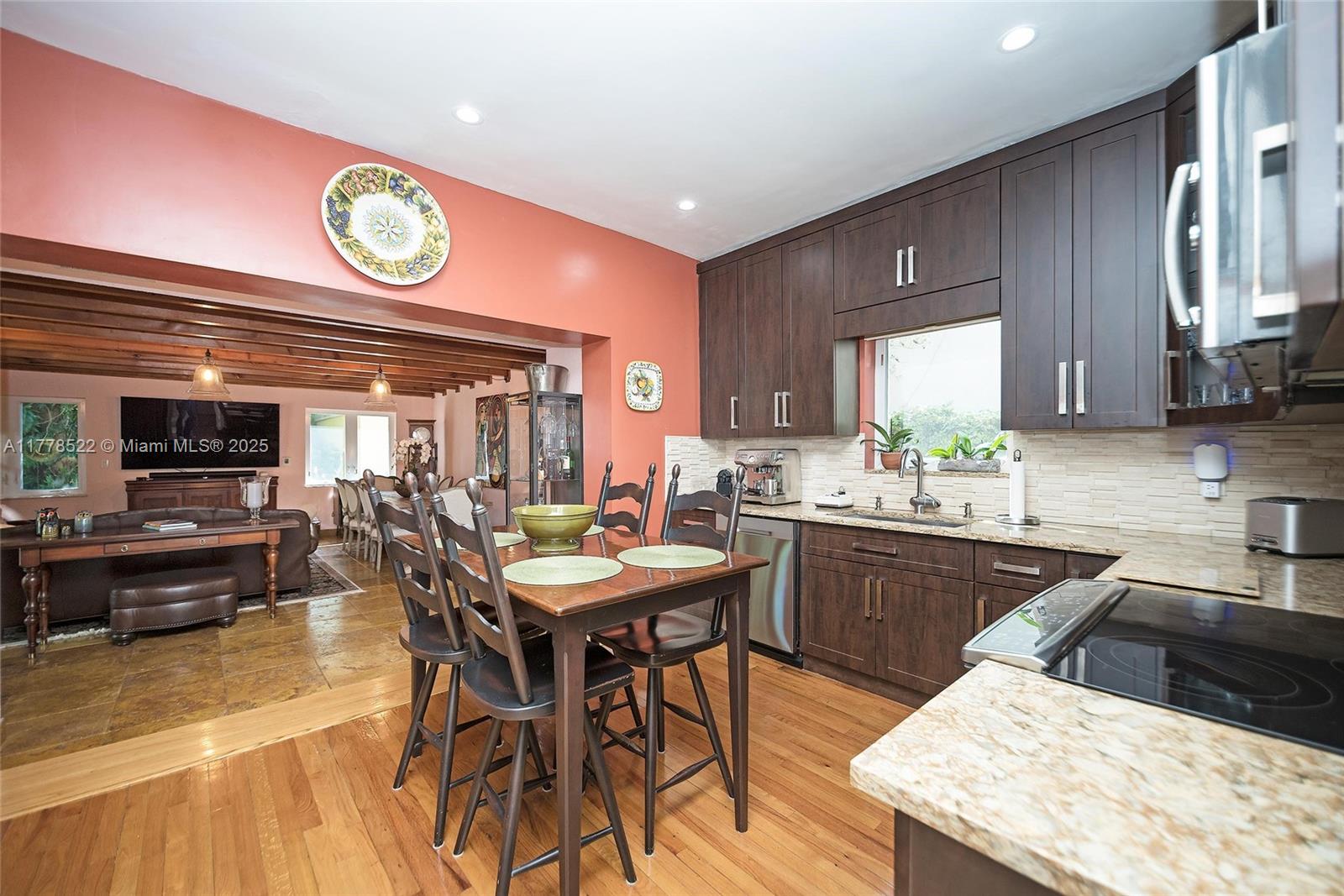 WATERBURY - Residential