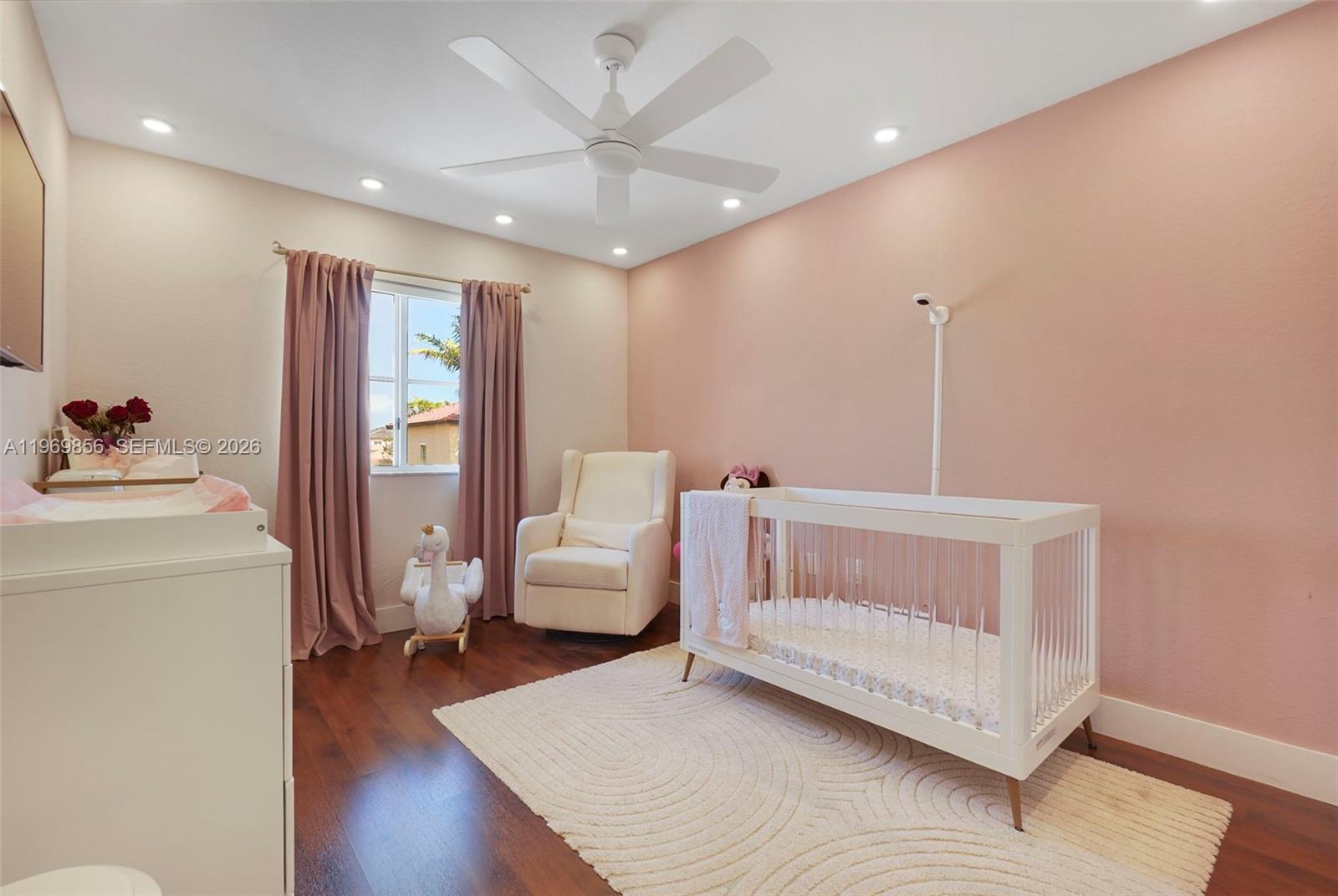 LAKES BY THE BAY JAY - Residential