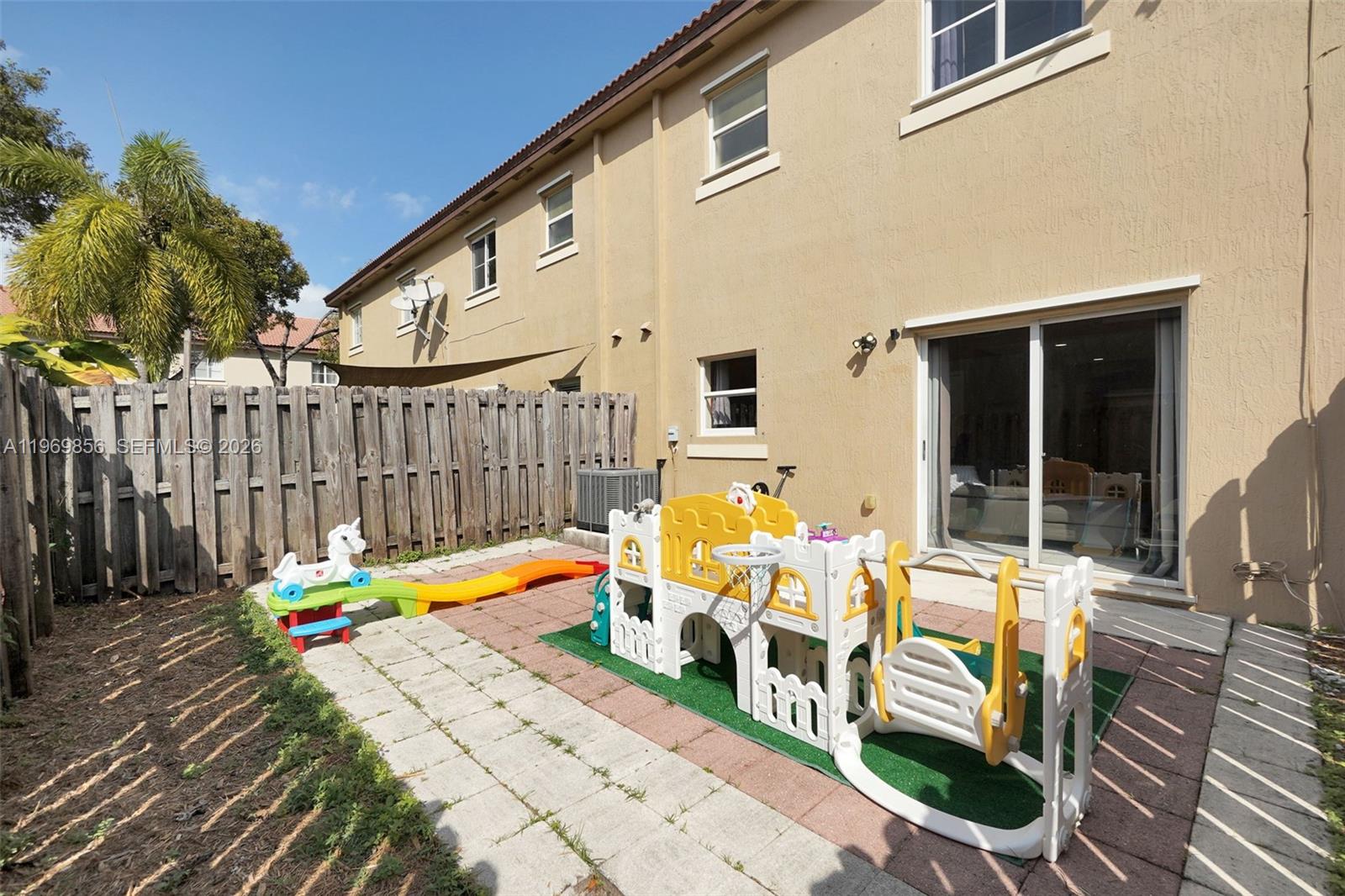 LAKES BY THE BAY JAY - Residential