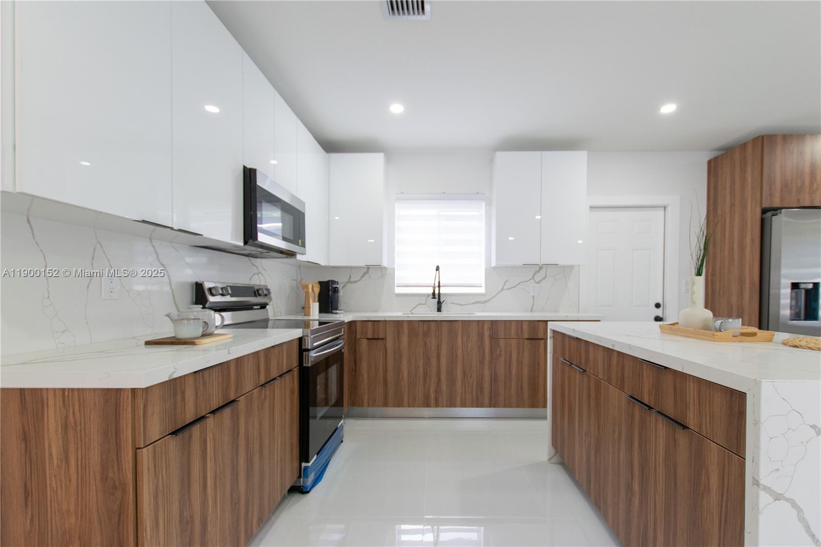 BREEZESWEPT HEIGHTS - Residential