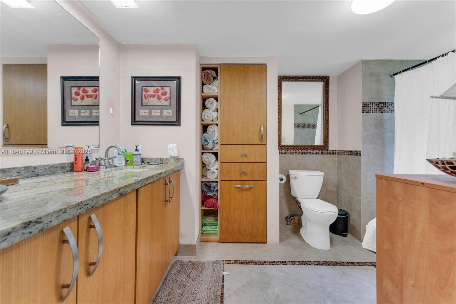 PINES OF BOCA BARWOOD COND - Residential