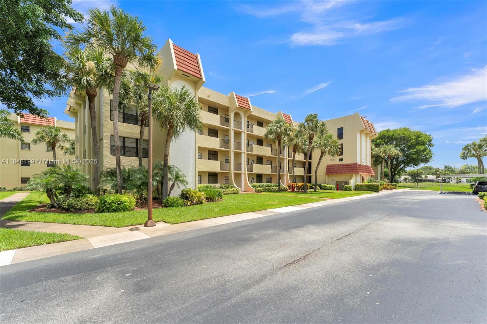 Must-See 3 beds & 2 baths Corner Unit located in The Pines of Boca Barwood community. With a versatile layout—perfect for families or those working from home, the property features a modern kitchen with an open floor plan, quartz countertops, high ceilings, and soft-close cabinets. Amenities include tennis court, pool, exercise room and more. Don’t miss out on this exceptional opportunity—contact us now to make this wonderful home yours!