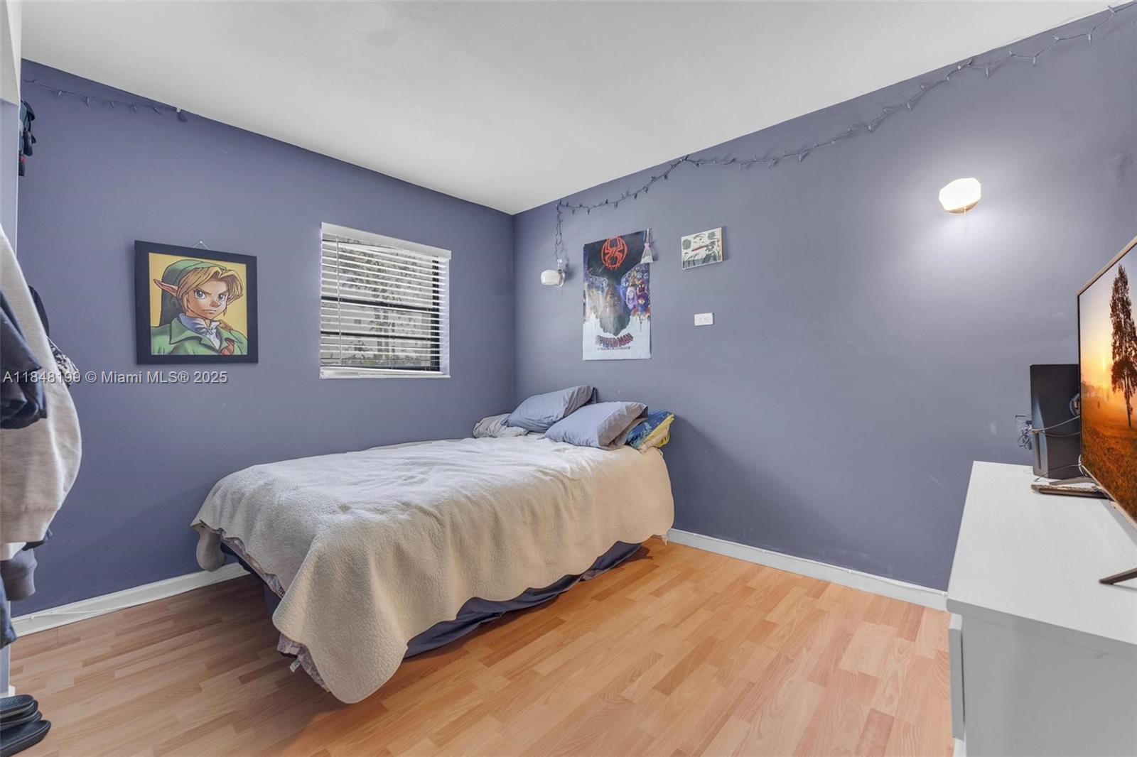 PINES OF BOCA BARWOOD COND - Residential