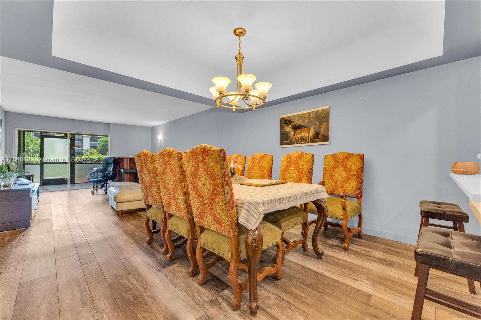 PINES OF BOCA BARWOOD COND - Residential