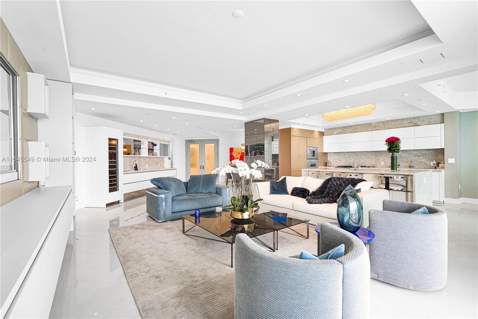 TURNBERRY OCEAN COLONY - Residential