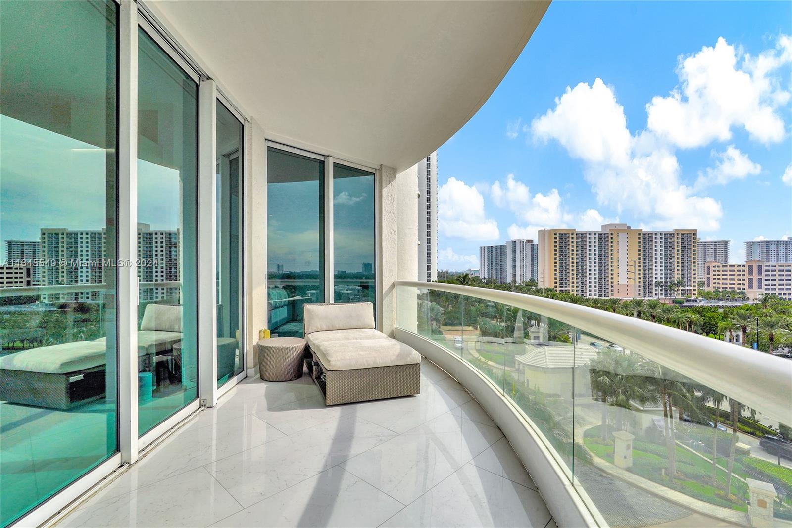 TURNBERRY OCEAN COLONY - Residential