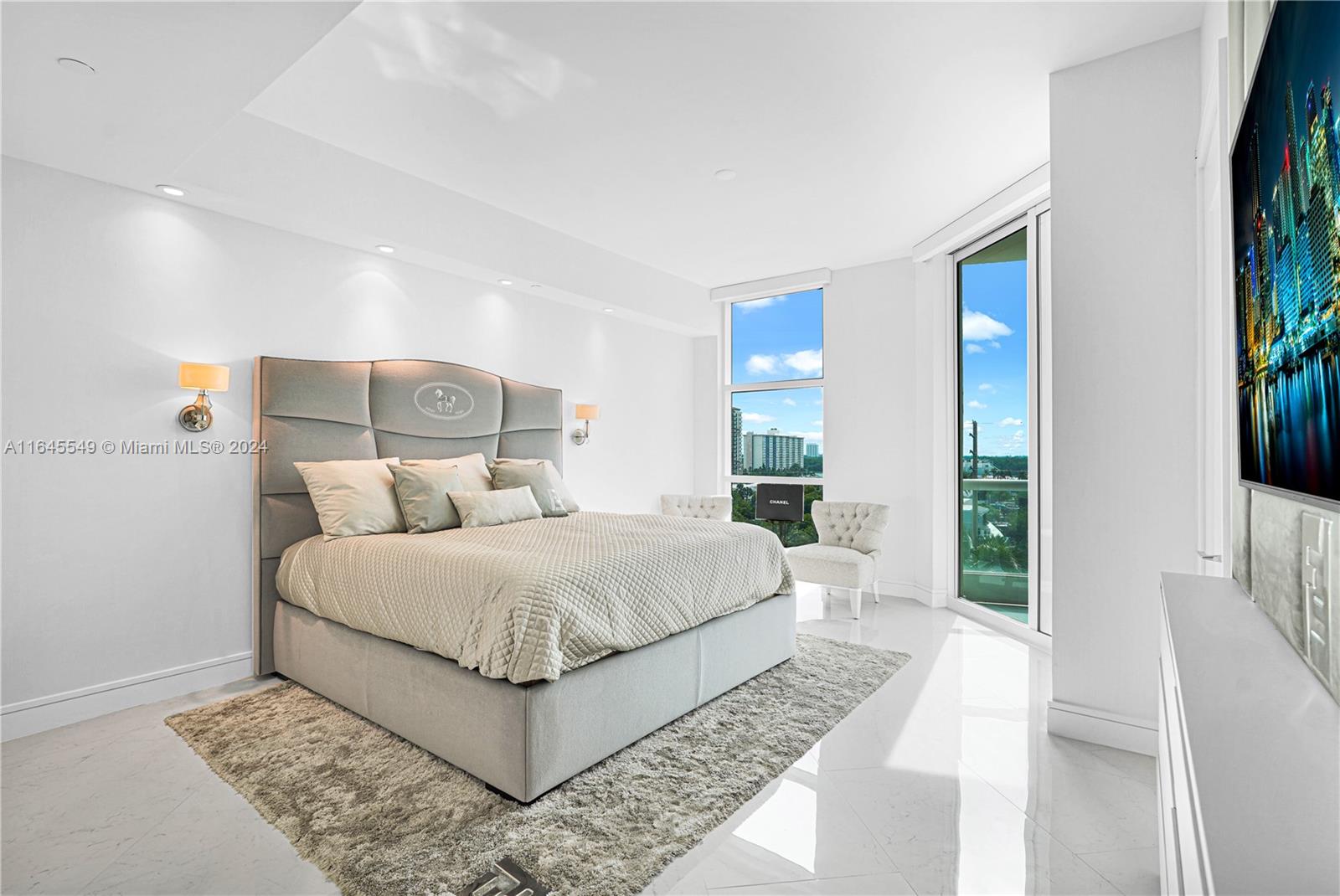 TURNBERRY OCEAN COLONY - Residential