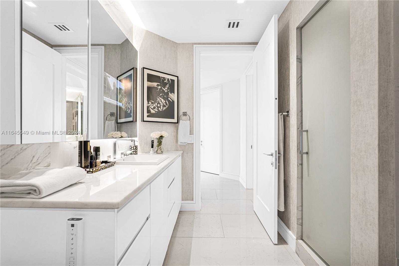 TURNBERRY OCEAN COLONY - Residential