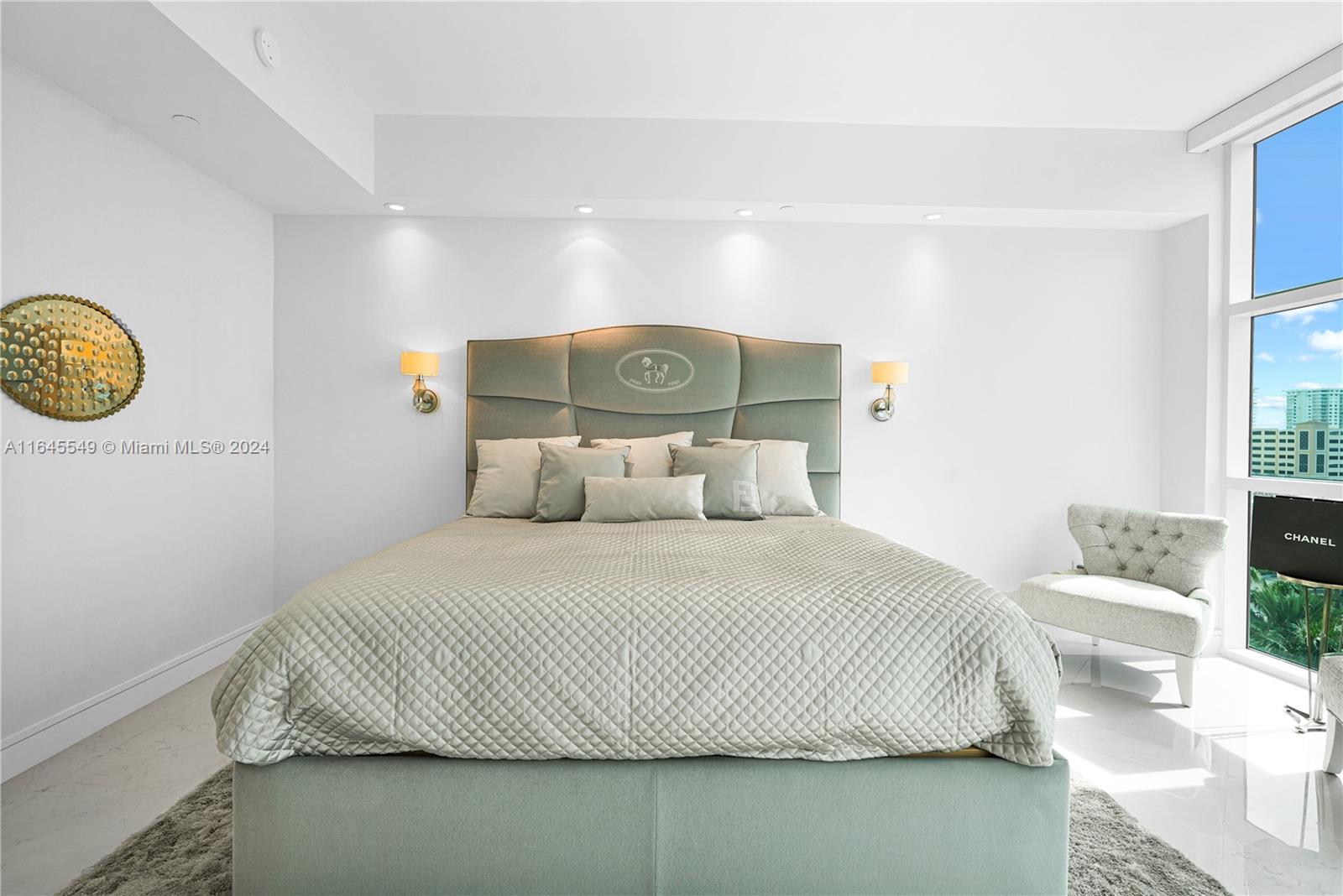 TURNBERRY OCEAN COLONY - Residential