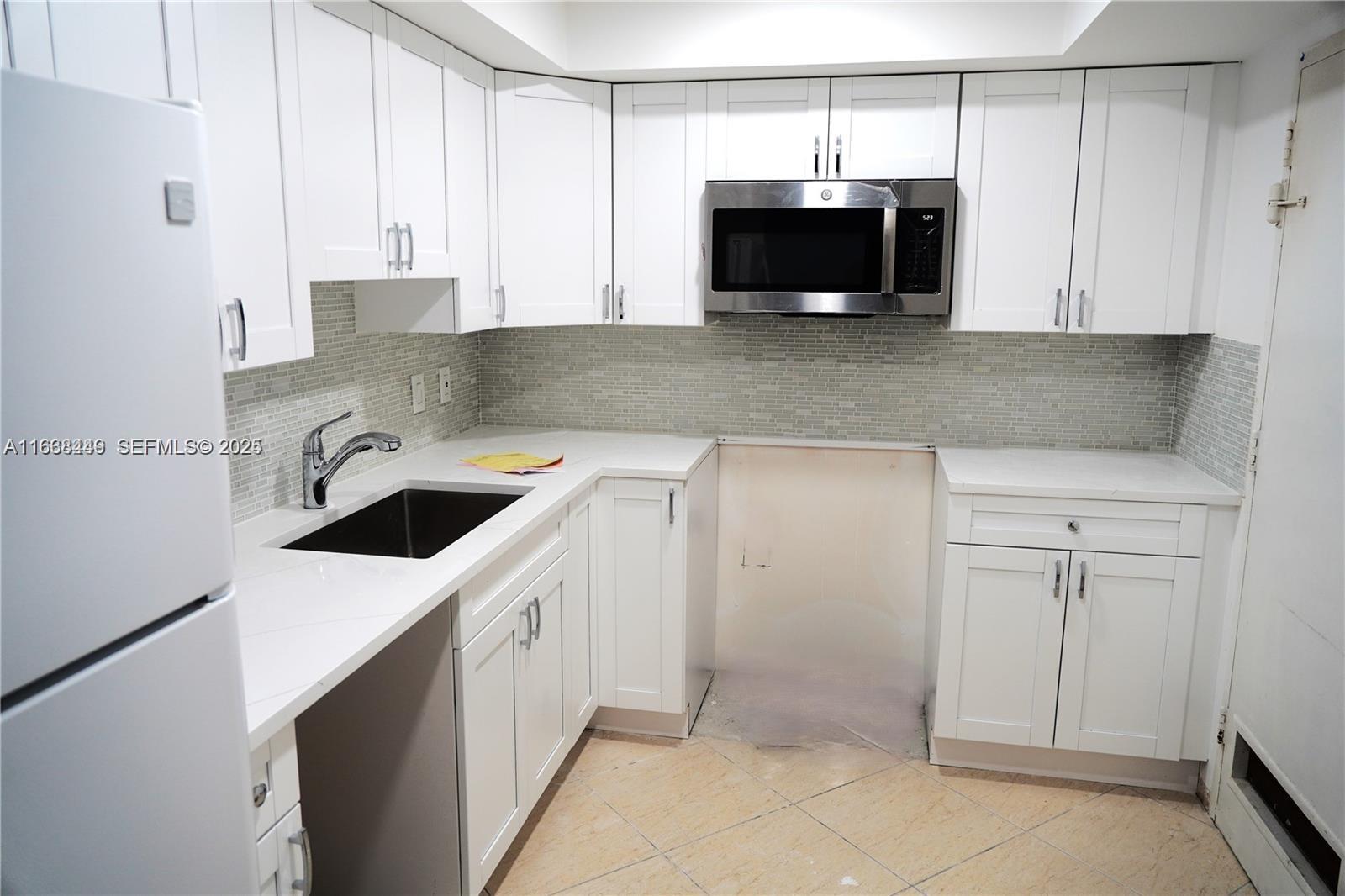 COASTAL TOWERS CONDO - Residential