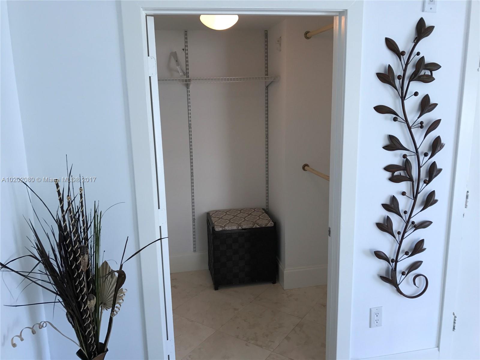 Vilazul Seaside Lofts Con - Residential Lease