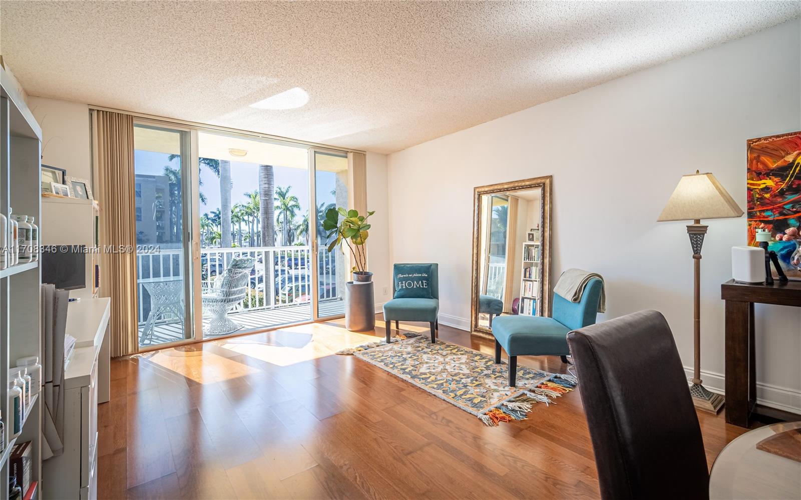 SHERIDAN EAST CONDO BLDG - Residential