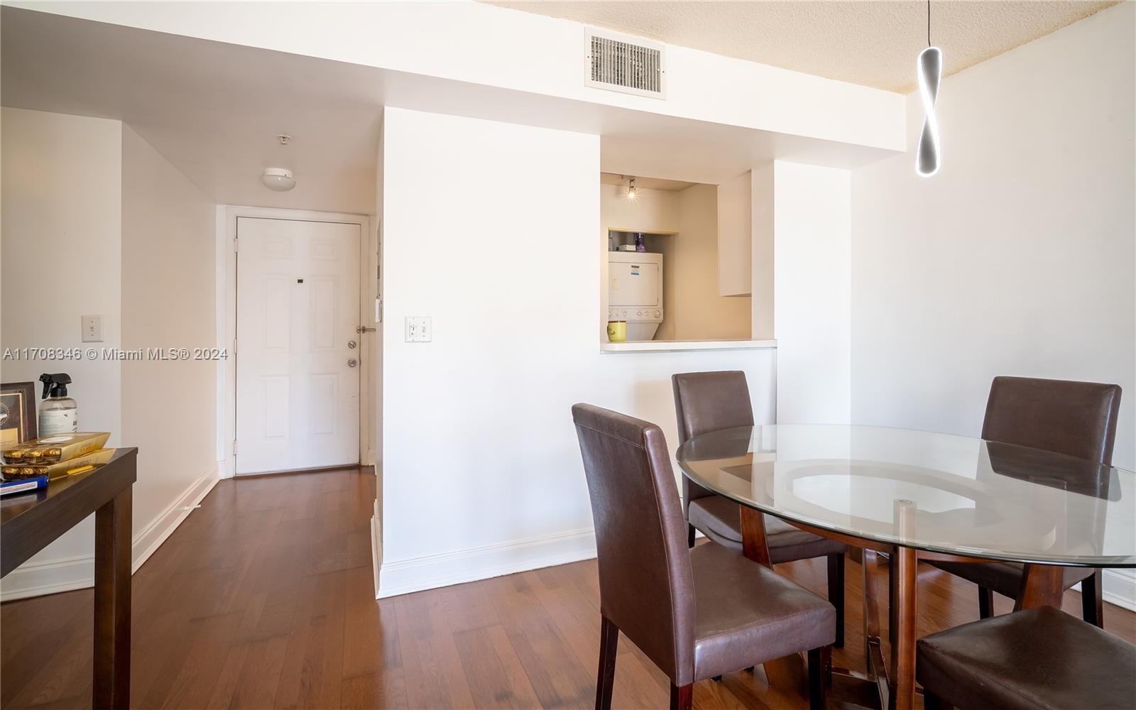 SHERIDAN EAST CONDO BLDG - Residential