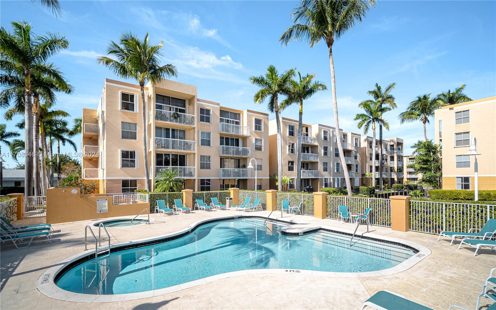SHERIDAN EAST CONDO BLDG - Residential
