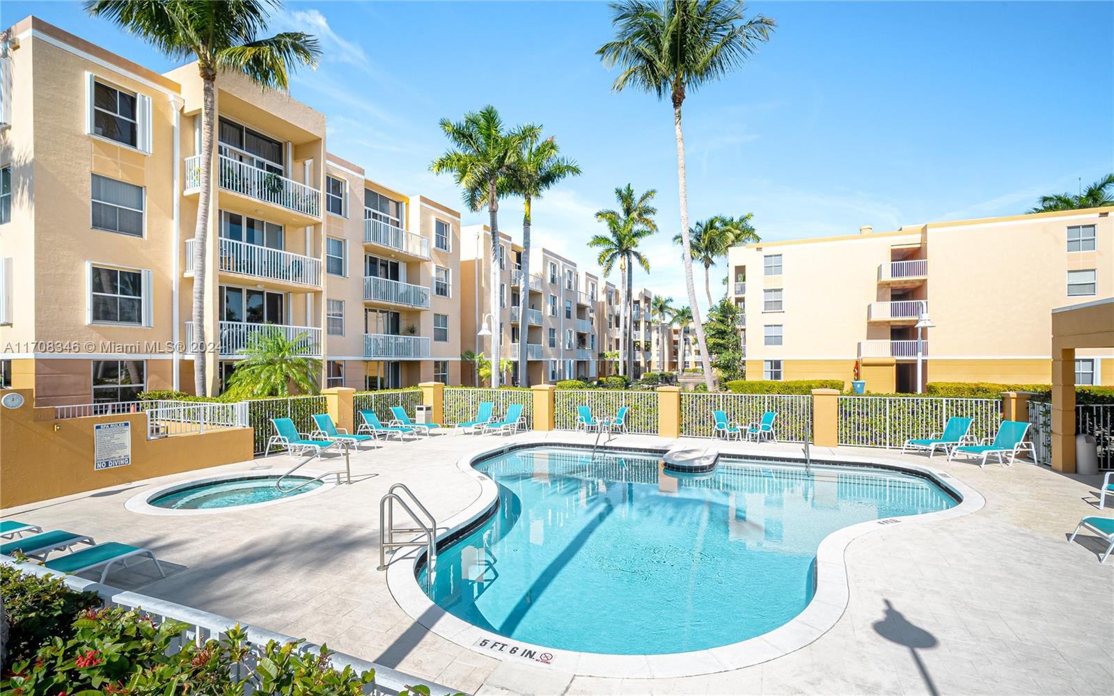 SHERIDAN EAST CONDO BLDG - Residential