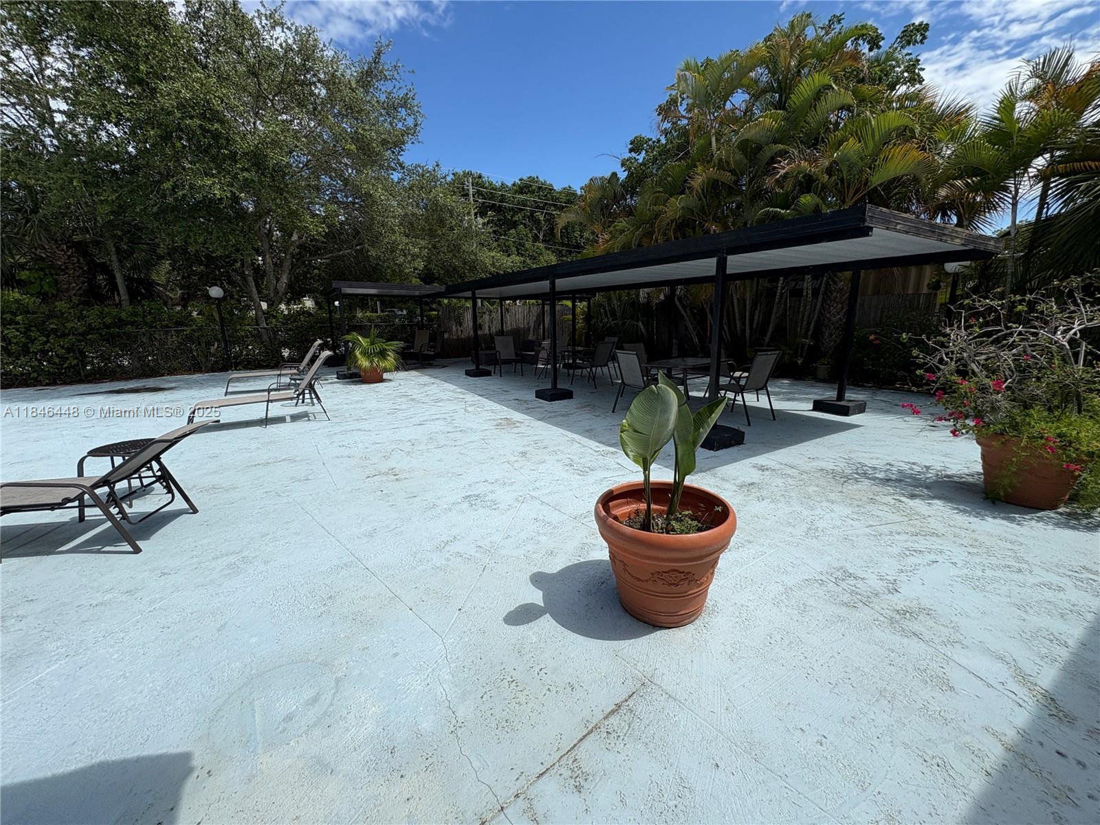 WOODSIDE APTS CONDO - Residential