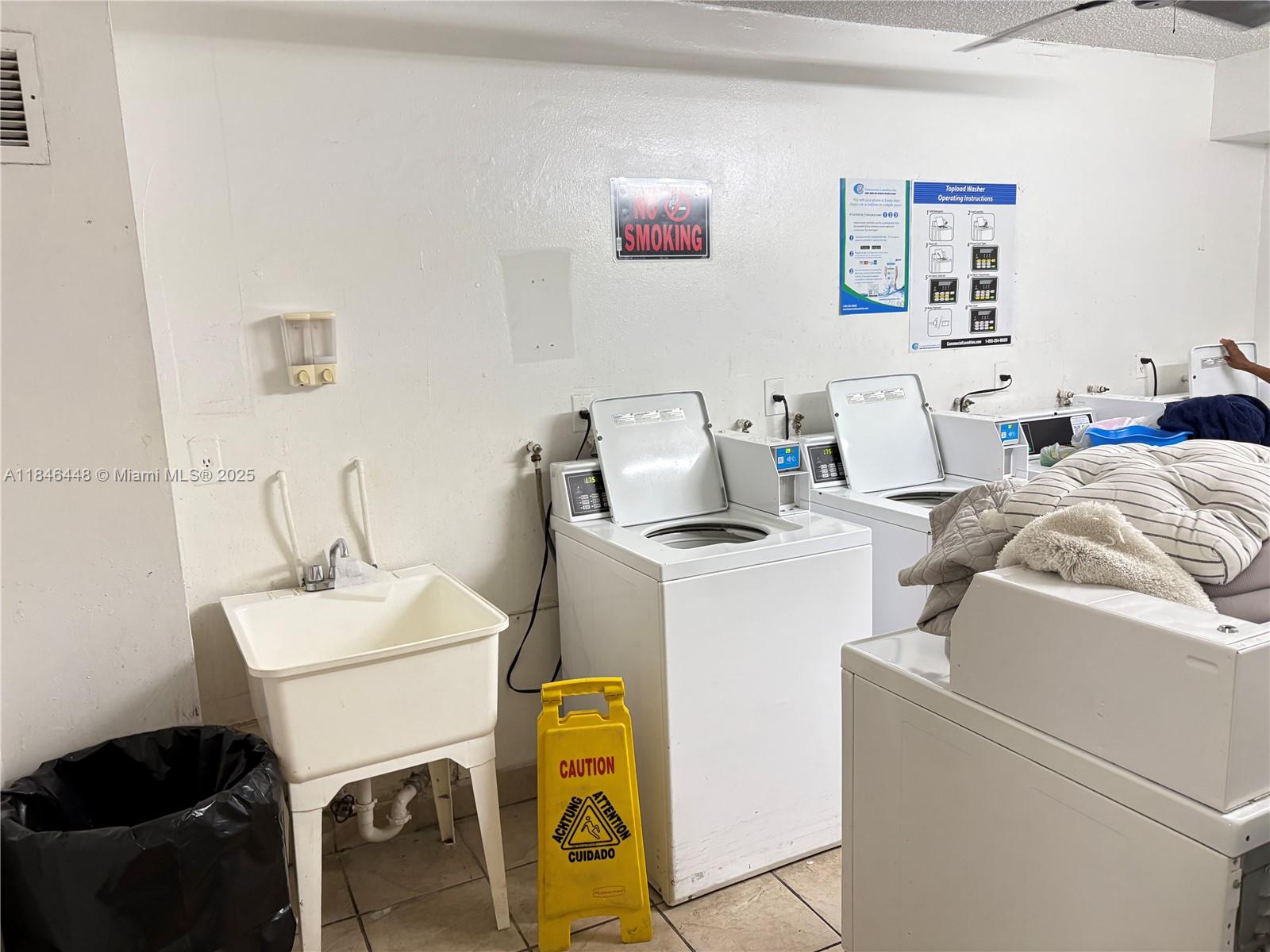 WOODSIDE APTS CONDO - Residential