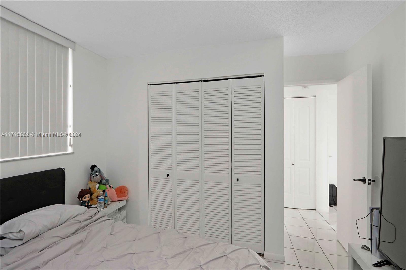 RIVER RUN CONDO PH I - Residential