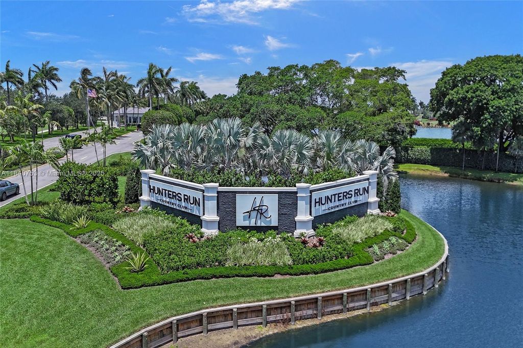 Photo of 53 Northwoods Ln, Boynton Beach, FL 33436 (MLS # A11840753)