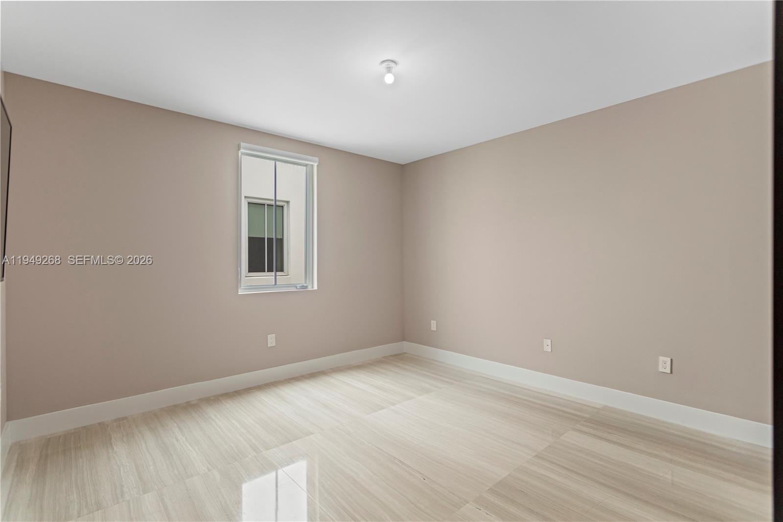 OASIS PARK SQUARE AT DORA - Residential