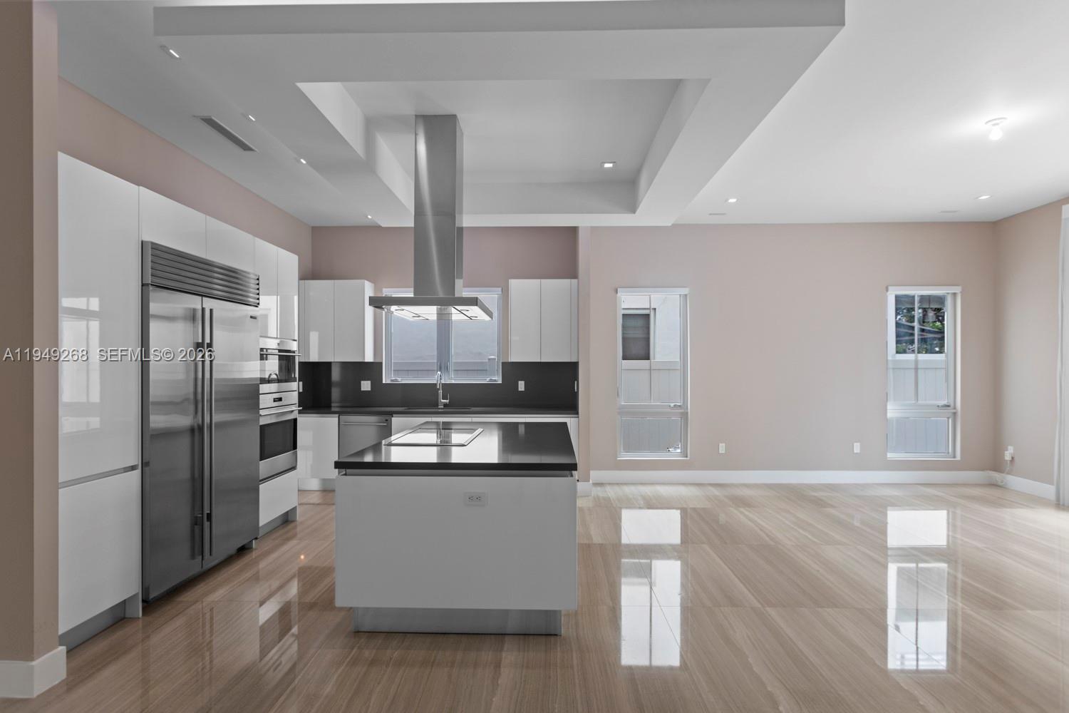 OASIS PARK SQUARE AT DORA - Residential