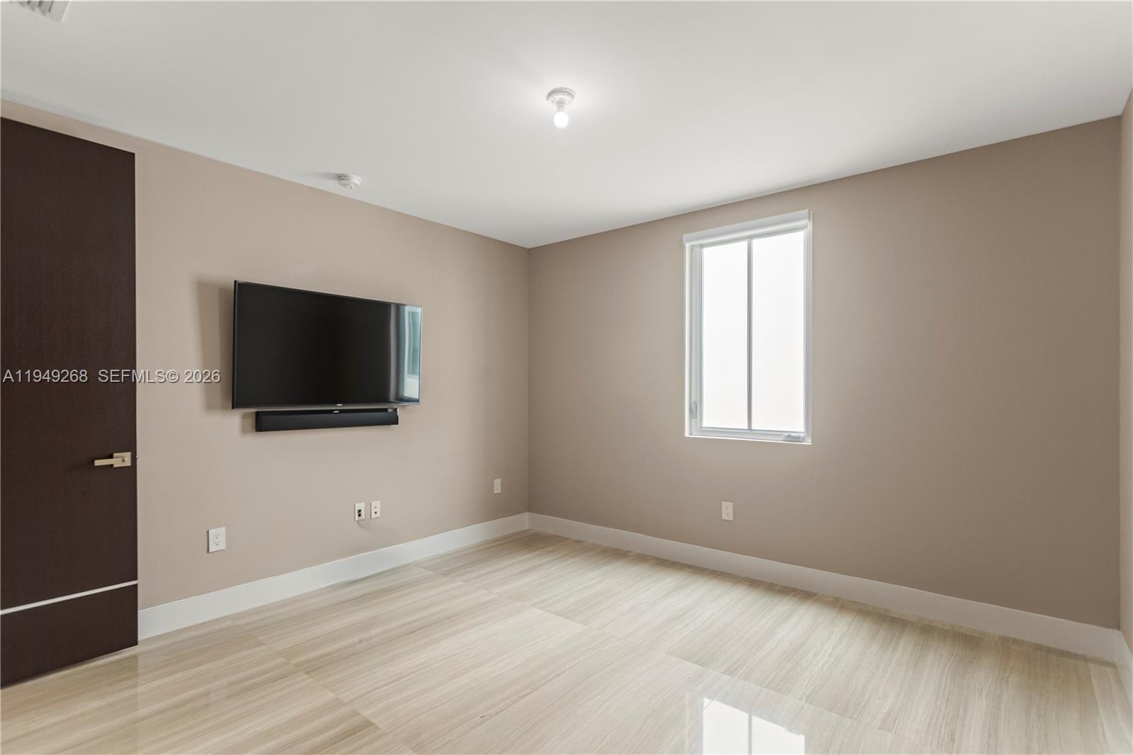 OASIS PARK SQUARE AT DORA - Residential