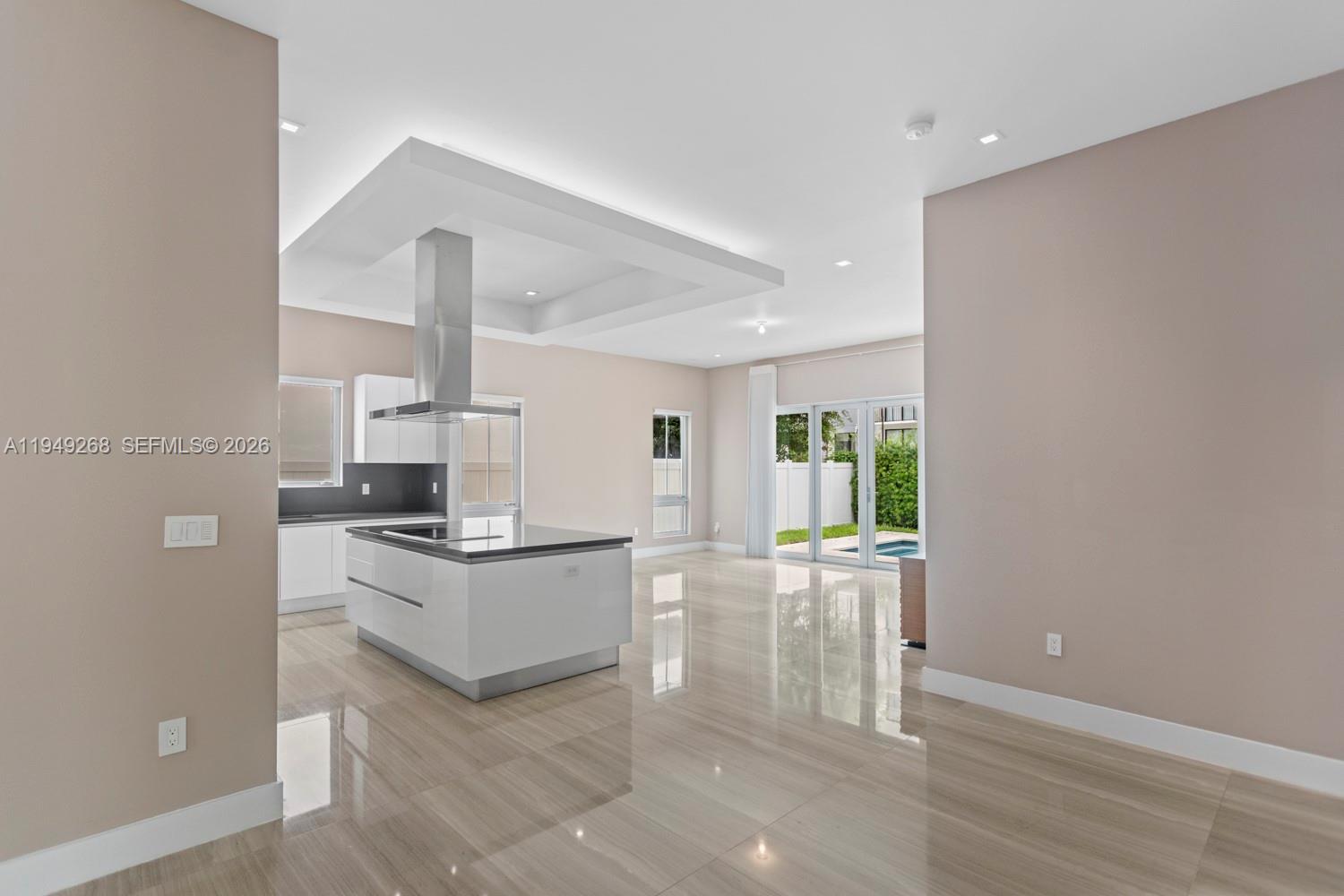 OASIS PARK SQUARE AT DORA - Residential