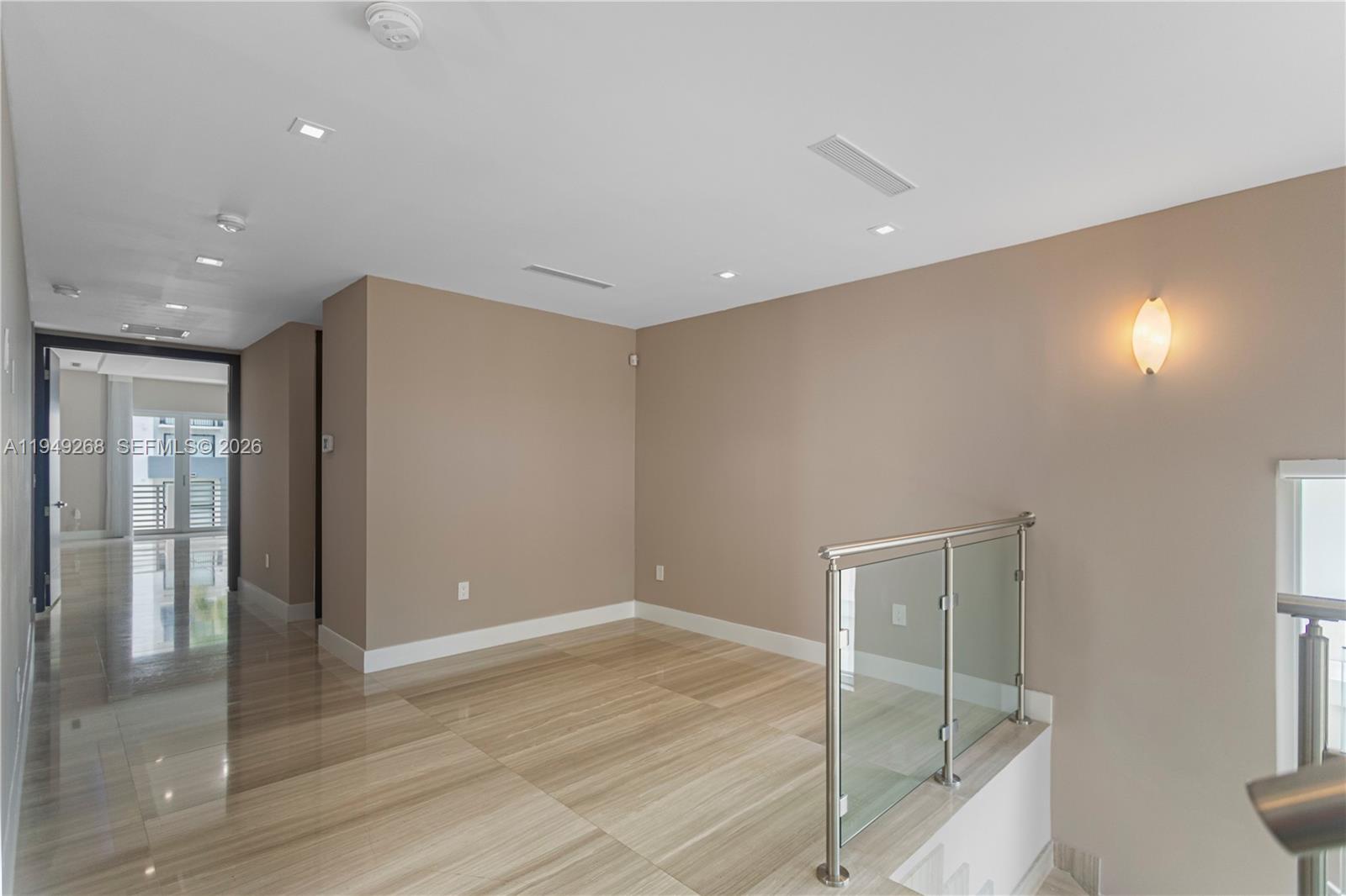 OASIS PARK SQUARE AT DORA - Residential