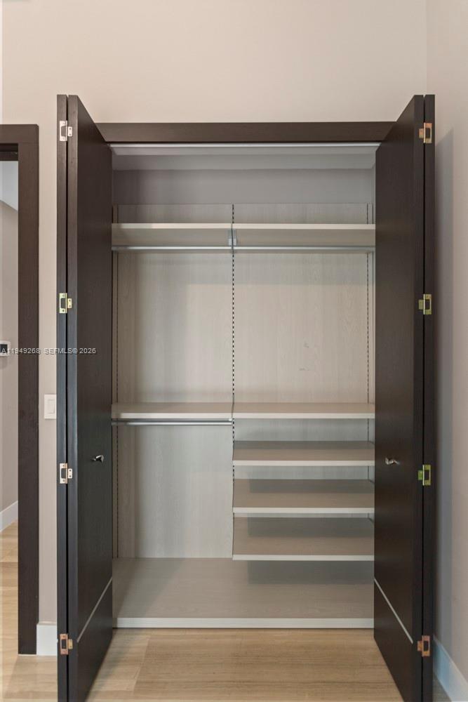 OASIS PARK SQUARE AT DORA - Residential