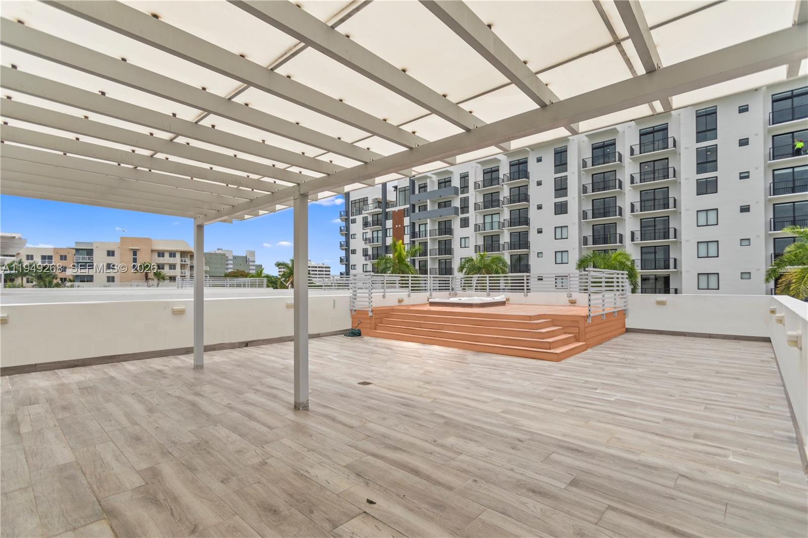 OASIS PARK SQUARE AT DORA - Residential