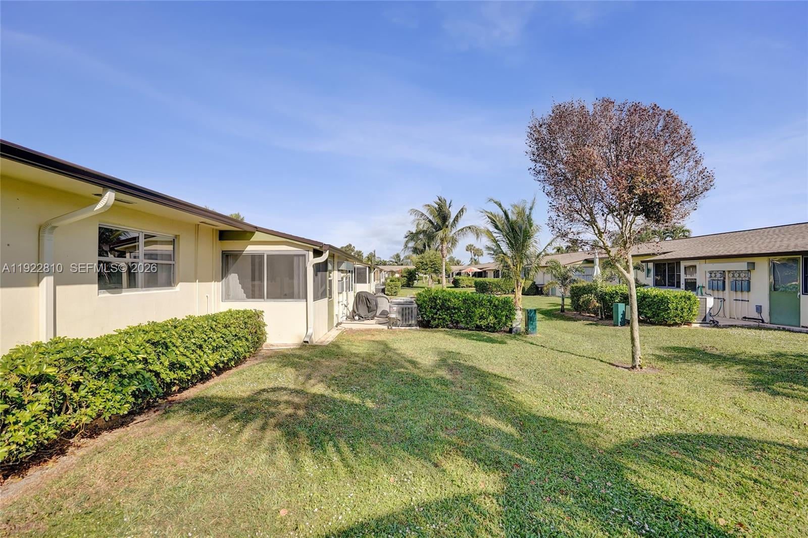 CRESTHAVEN VILLAS CONDO 2 - Residential