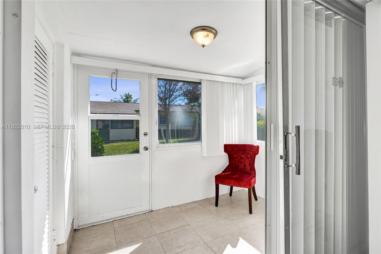 CRESTHAVEN VILLAS CONDO 2 - Residential