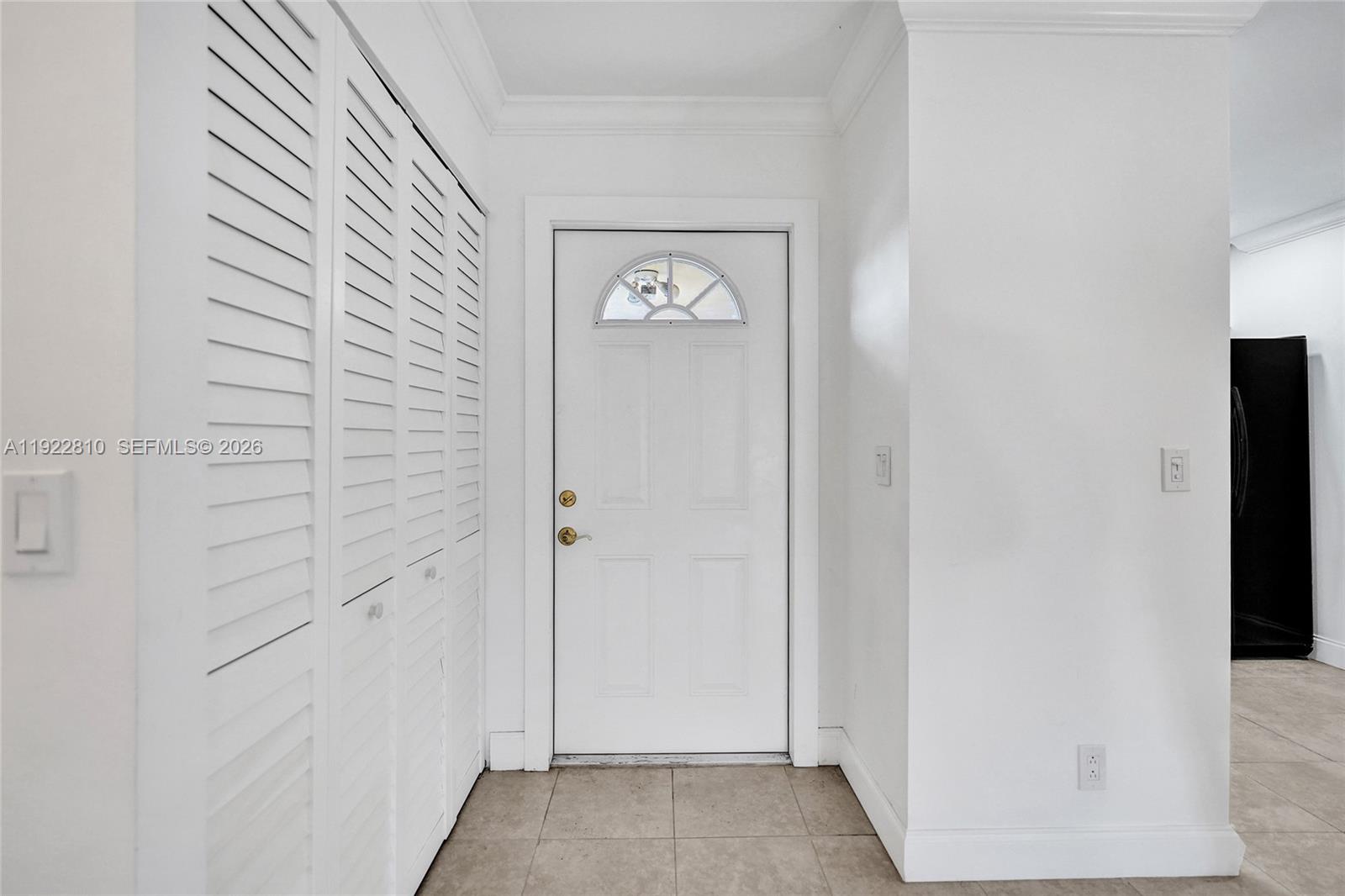 CRESTHAVEN VILLAS CONDO 2 - Residential