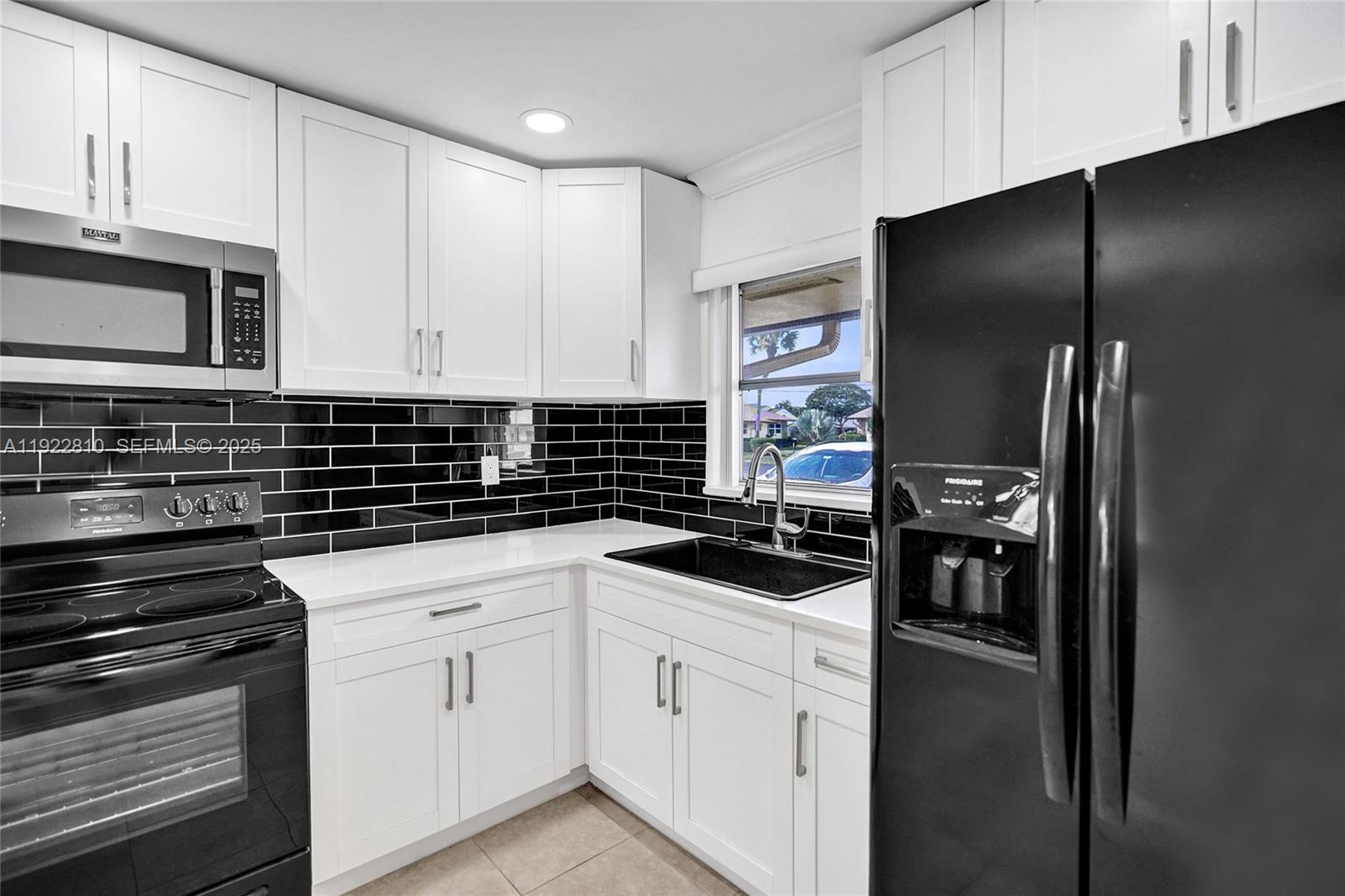 CRESTHAVEN VILLAS CONDO 2 - Residential