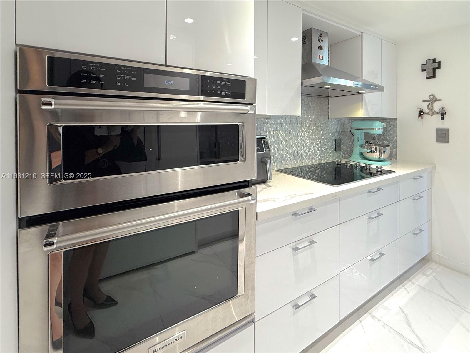 CORONADO CONDO- TOWER II - Residential