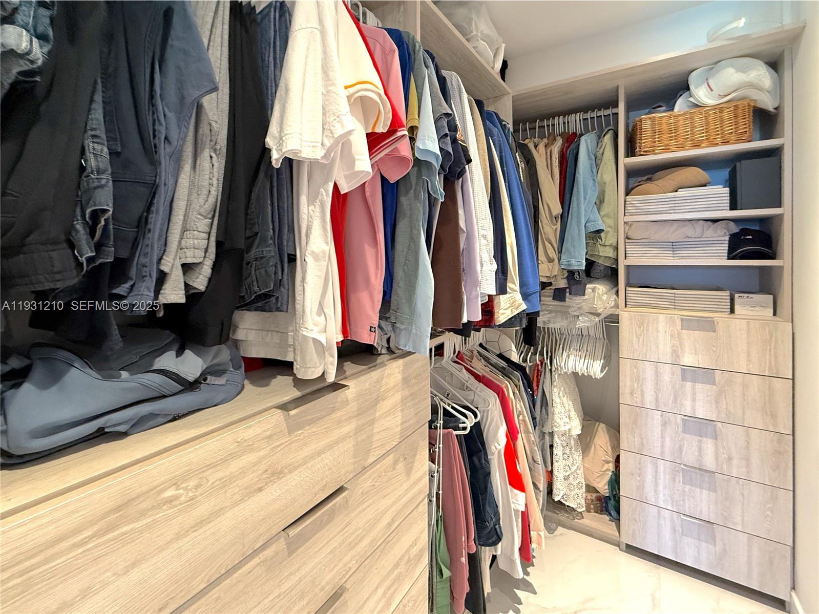 CORONADO CONDO- TOWER II - Residential