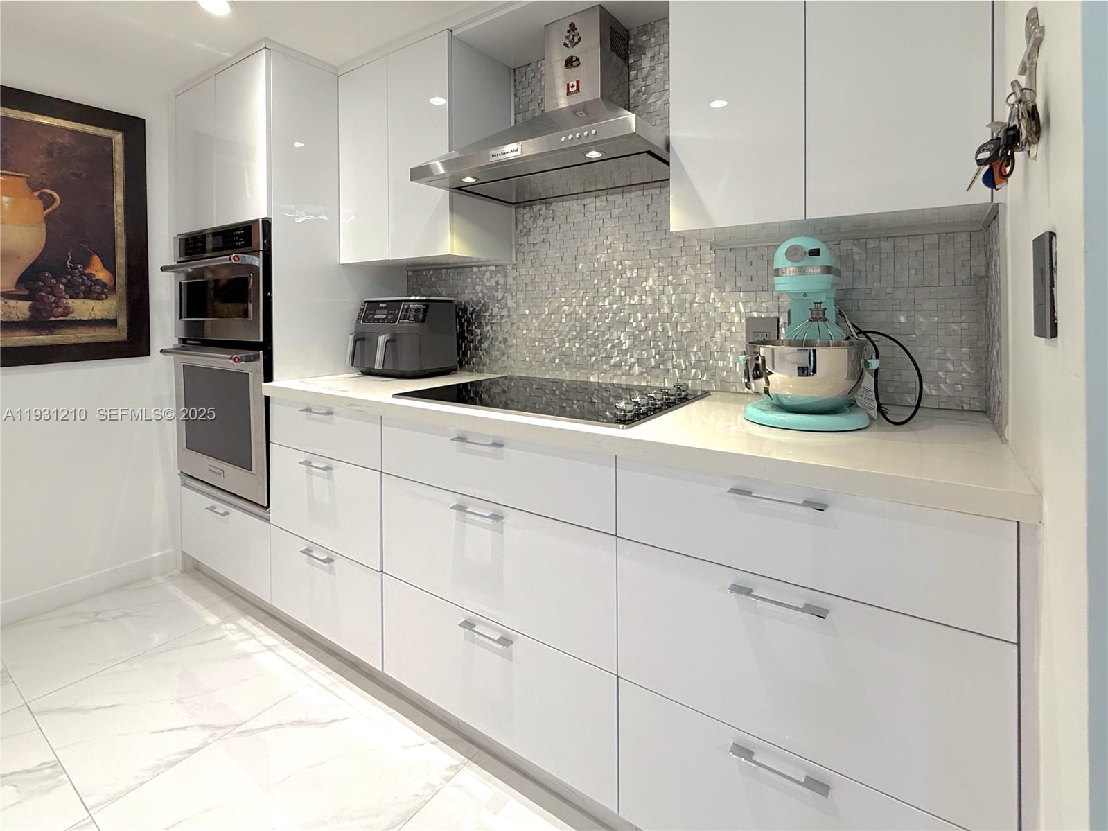 CORONADO CONDO- TOWER II - Residential