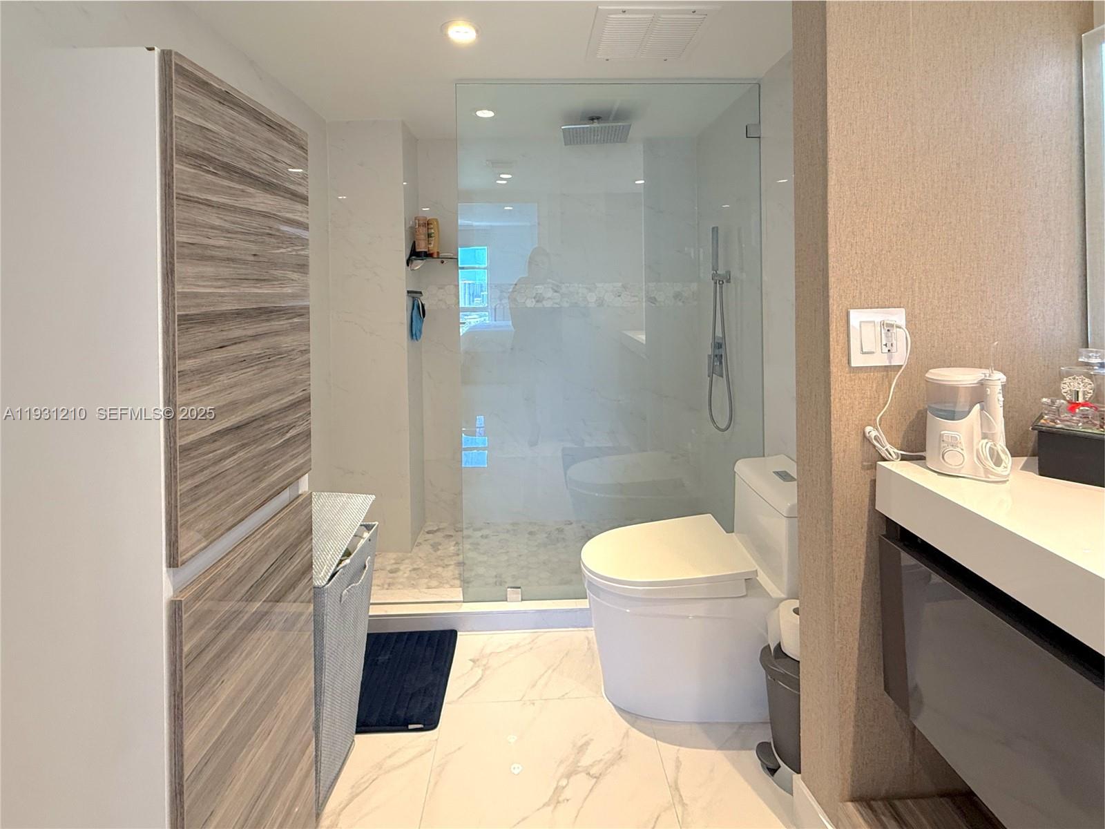 CORONADO CONDO- TOWER II - Residential