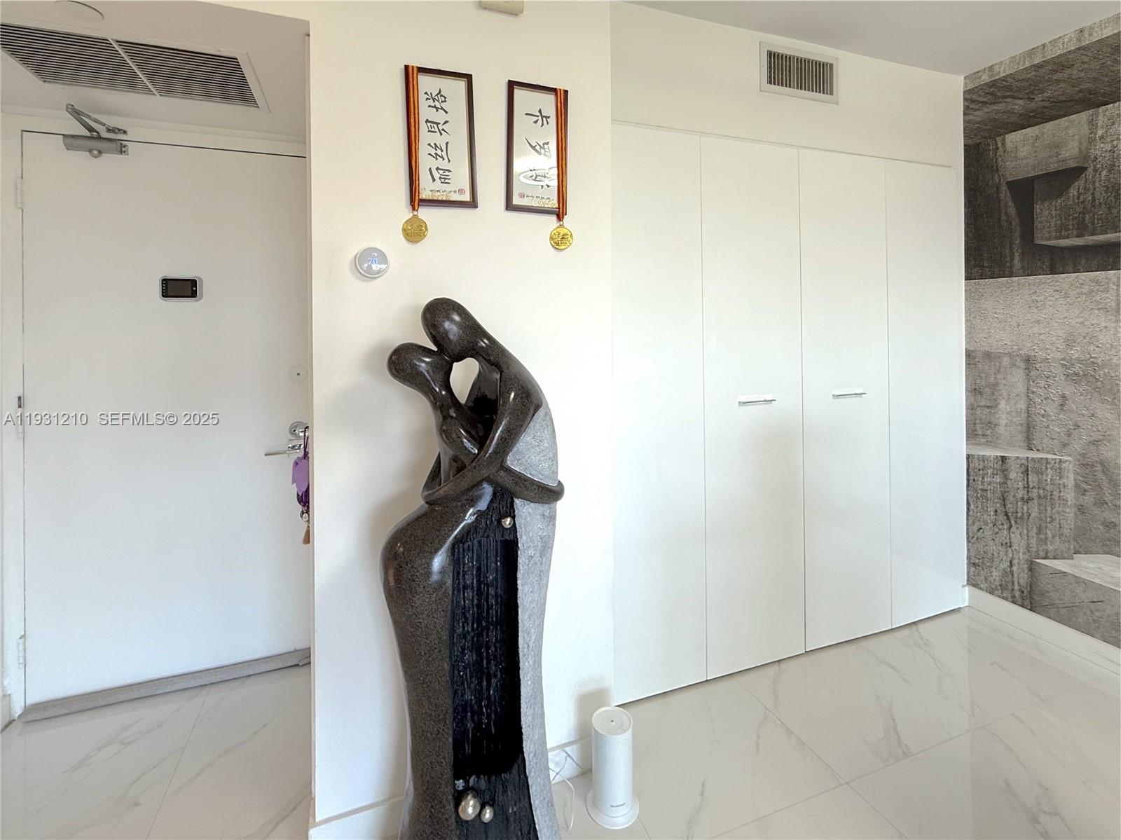 CORONADO CONDO- TOWER II - Residential