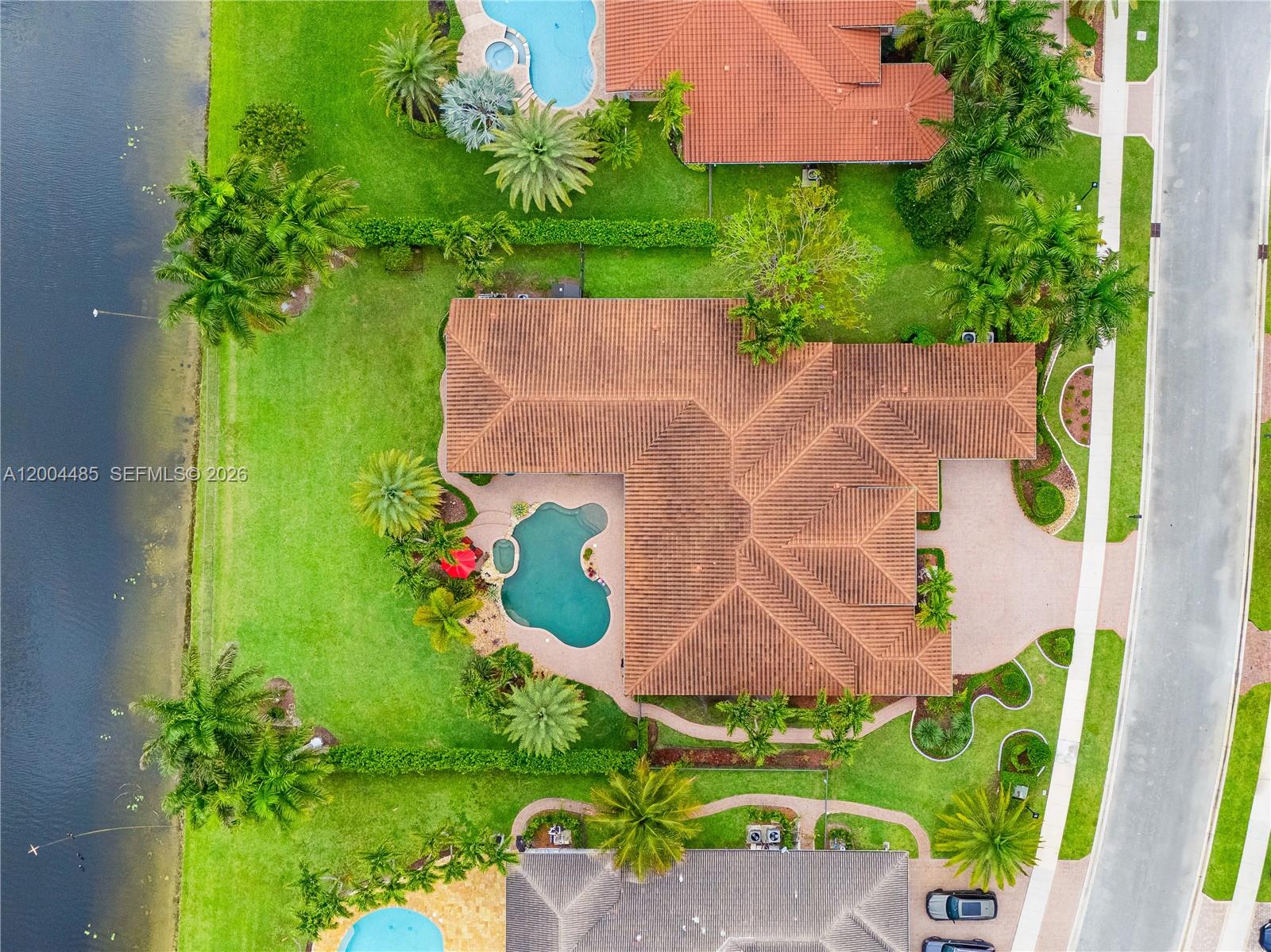 RIVERSTONE - Residential