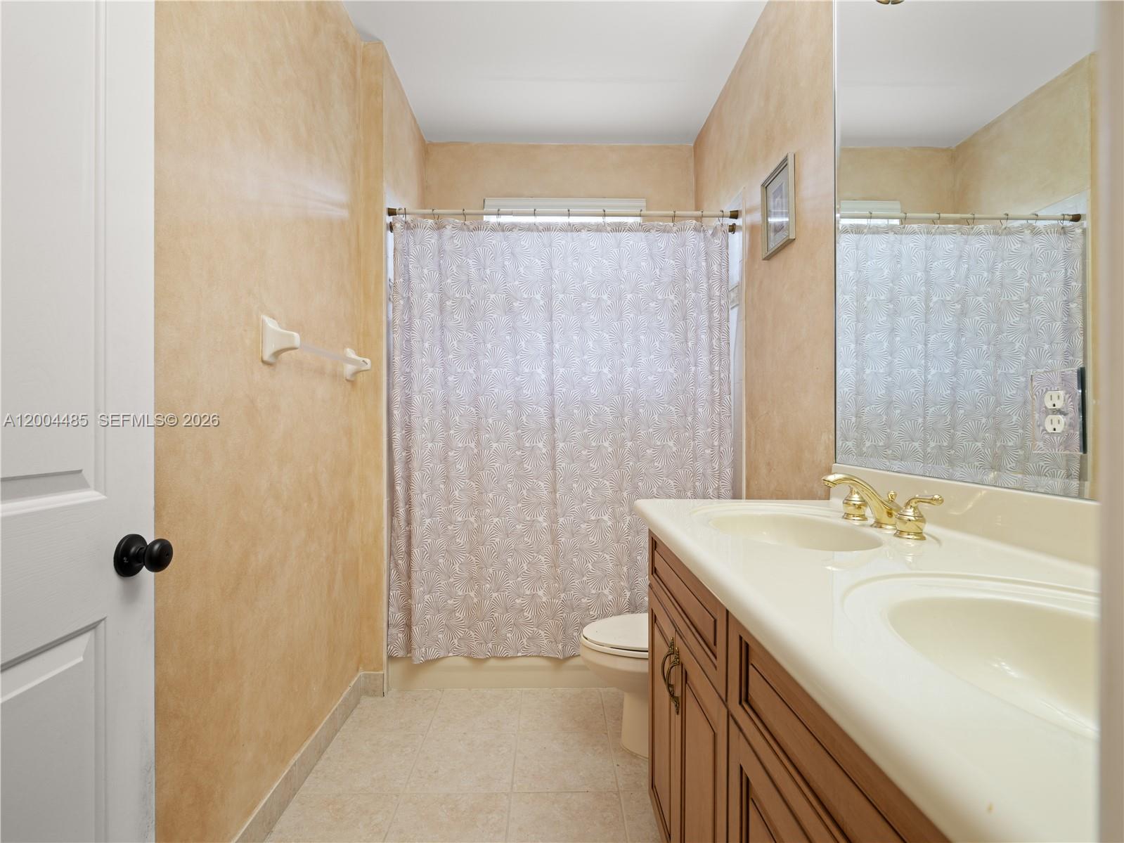 RIVERSTONE - Residential