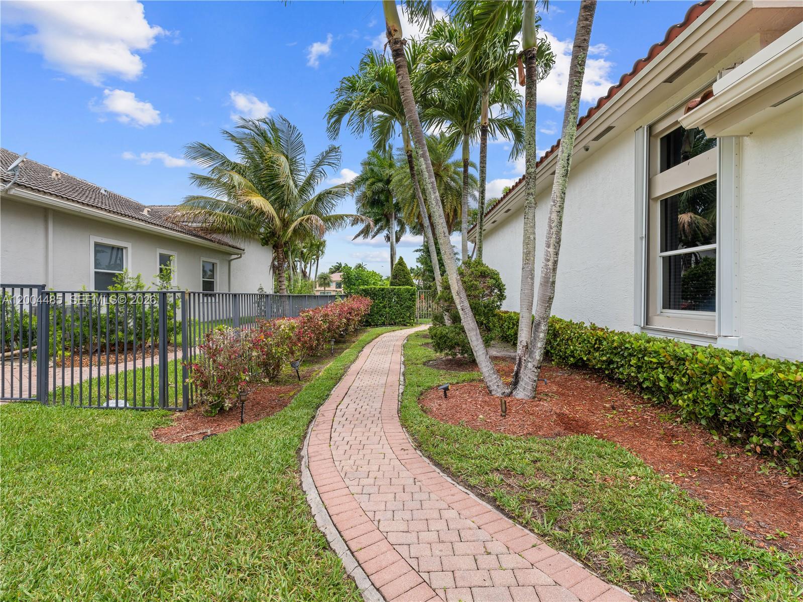 RIVERSTONE - Residential