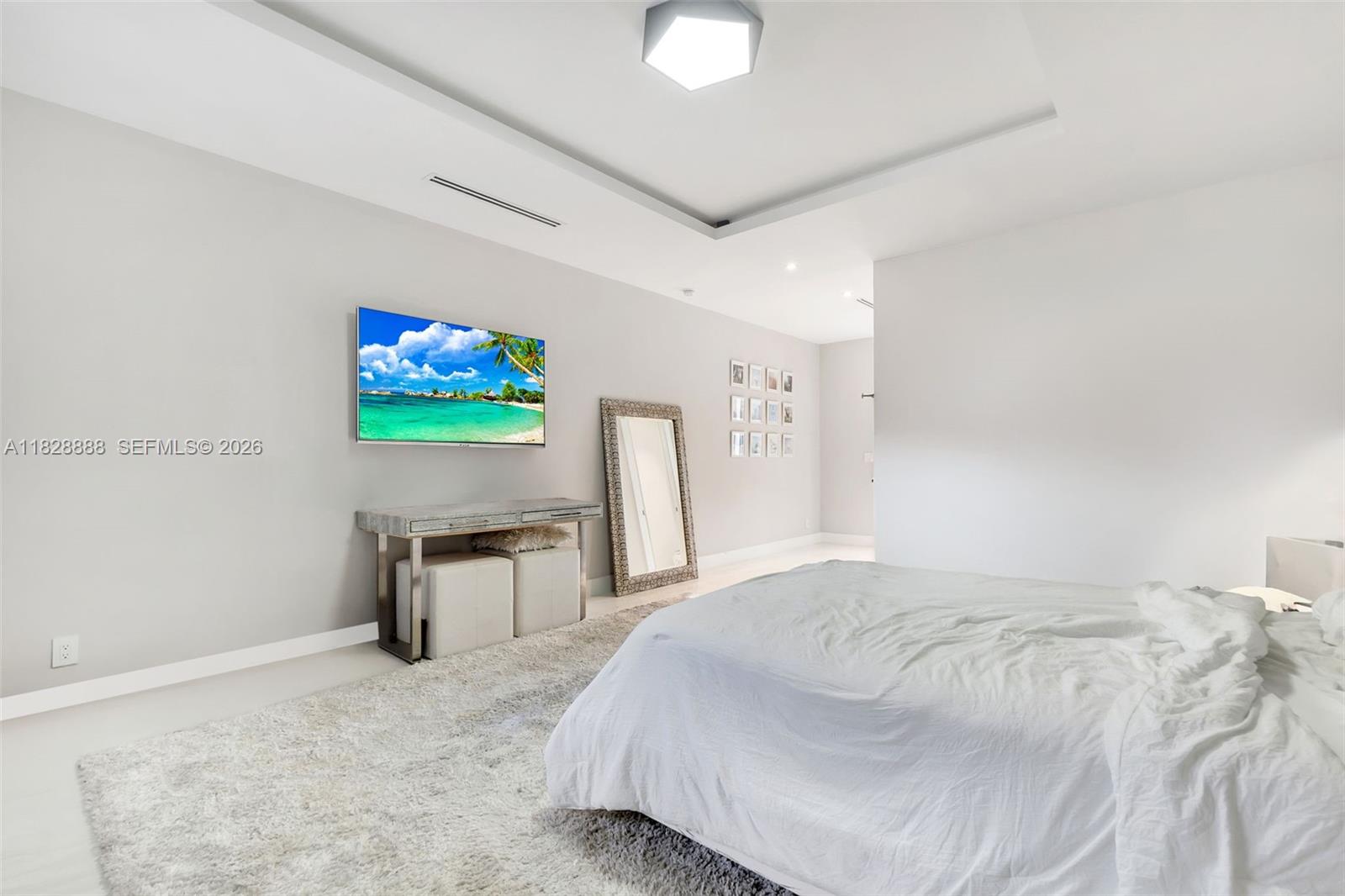 EVERGLADES SUGAR & LAND C - Residential