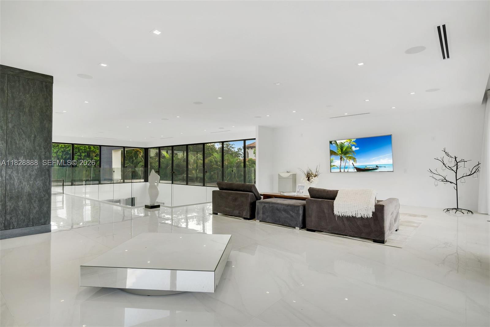 EVERGLADES SUGAR & LAND C - Residential